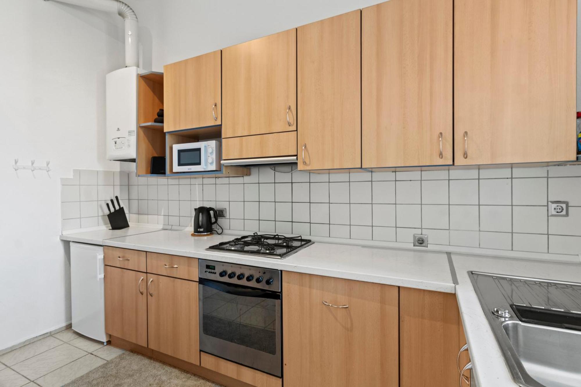 Balcony Apartment, 4 Min To U3 Zipperer Strasse Wenen Buitenkant foto