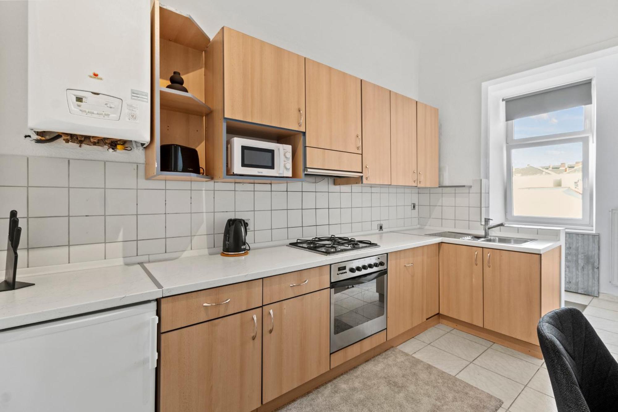 Balcony Apartment, 4 Min To U3 Zipperer Strasse Wenen Buitenkant foto