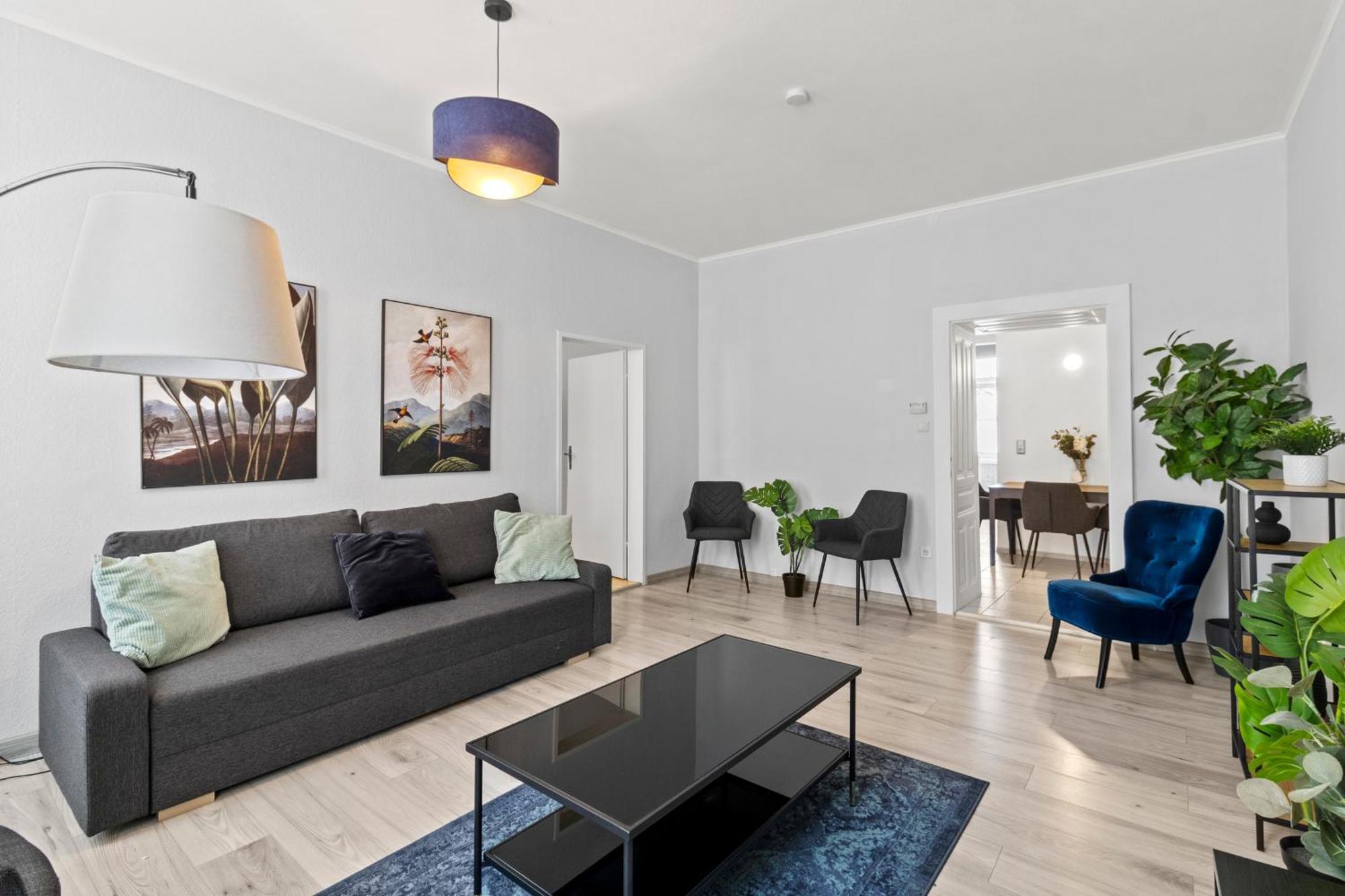 Balcony Apartment, 4 Min To U3 Zipperer Strasse Wenen Buitenkant foto